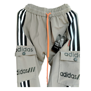 “স্টাইলিশ Adidas ট্রাউজার – কমফোর্ট ও ট্রেন্ড